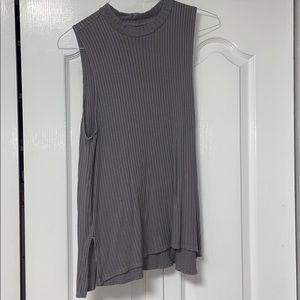 Soft & sexy ribbed tank